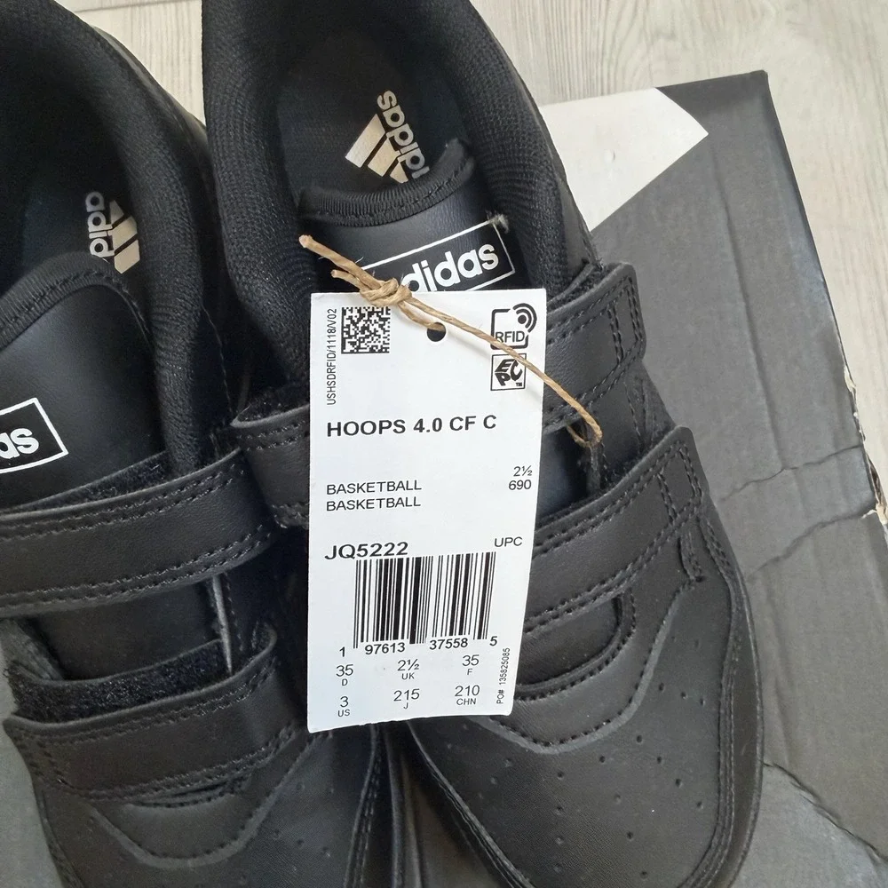 NEW‎ Adidas Hoops 4.0 CF C Unisex Kids Size 3 Black JQ5222